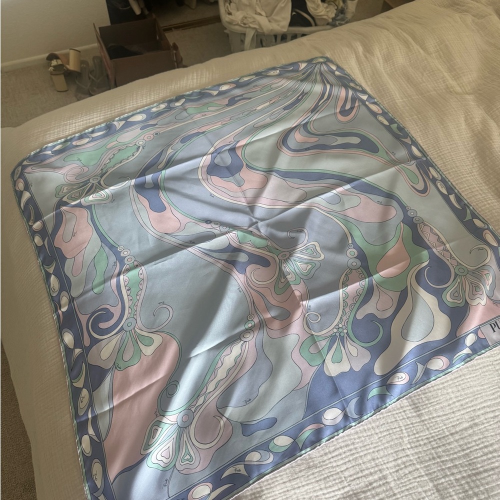 Emilio Pucci Multicolor Scarf - Picture 4 of 9
